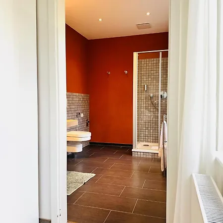 شقة Kastanien Apartment- 4 Personen- Waschmaschine- Parkplatz